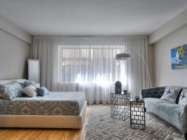 1433 Towers — Studio Bachelor