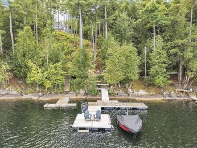 143 Ch. Du Domaine, Val Des Monts, QC, J8N 5B9 house for sale | Listing ID 11556 | Royal LePage