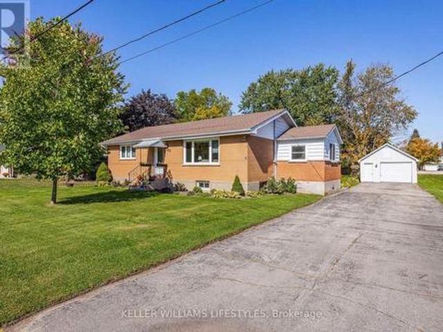 143 Annie Ada Shipley Street, North Middlesex Ailsa Craig, ON, N0M 1A0 house for sale | Listing ID X13880 | Royal LePage