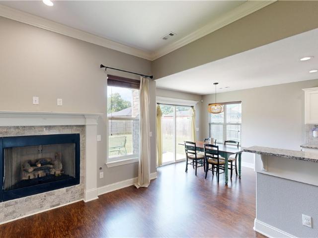 143 Alexandra Loop