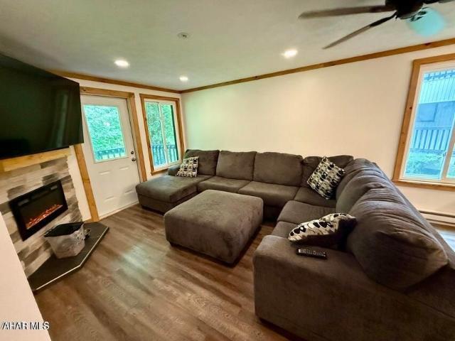 143 E Valley Point Deer Run Lane Unit# 1128, Claysburg, US, PA