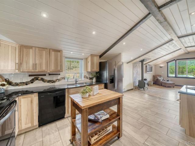143 Elk Road