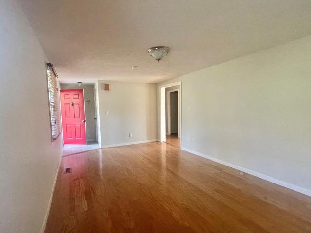 143 Elm St