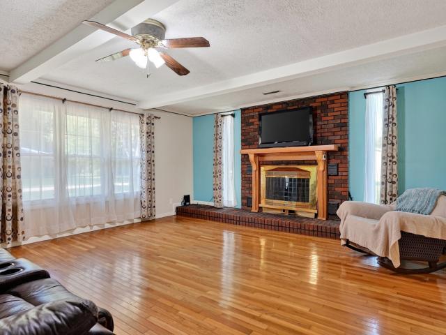 143 Fisk Rd