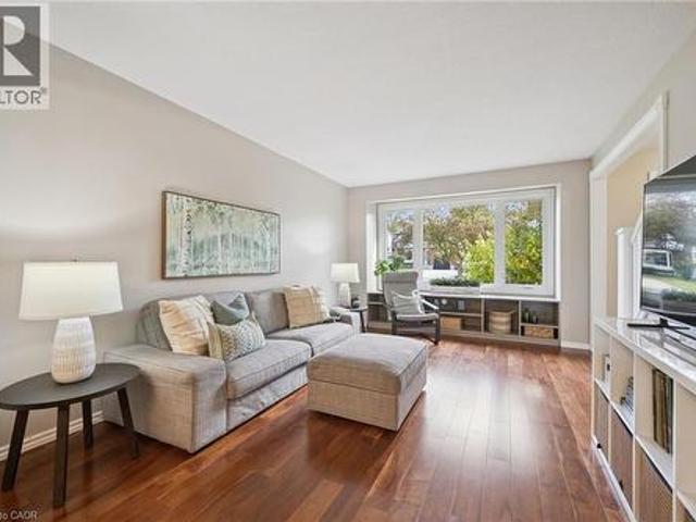 143 Hillbrook Crescent, Kitchener, ON, N2N 1J4 house for sale | Listing ID 40870 | Royal LePage