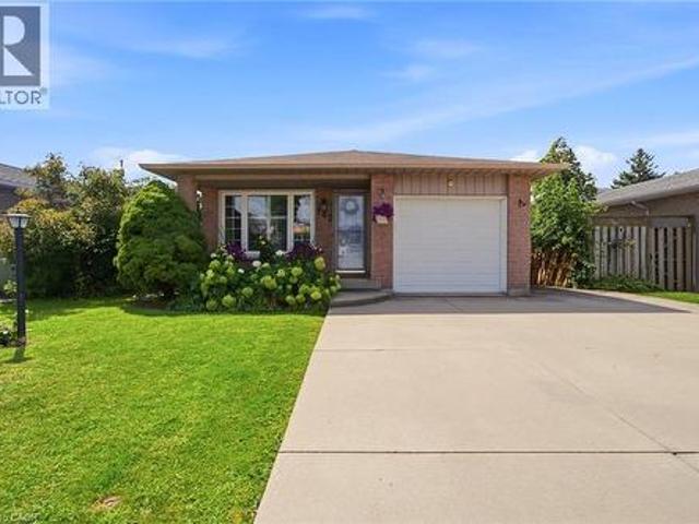143 Independence Drive, Hamilton, ON, L8W 3H7 house for sale | Listing ID 40857 | Royal LePage