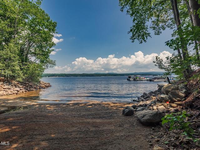 143 Lakeview Ave, Mayfield, NY 12117 | MLS #202615