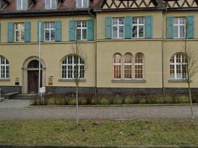143 m2 apartment for rent in Havelland