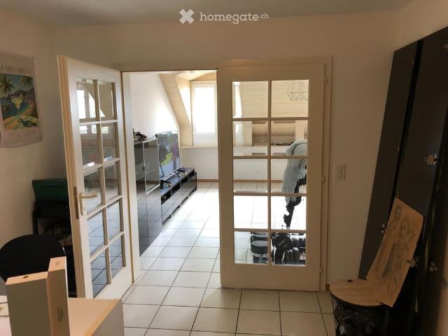 143 m²