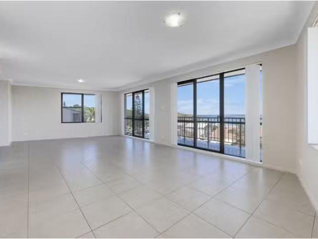 1/43 Matthew Flinders Drive, Port Macquarie Apartment for rent.
