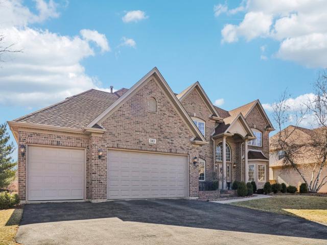 143 Pineridge Drive S