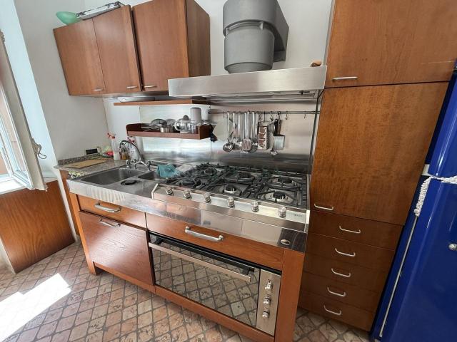 143 quadrilocale 110mq