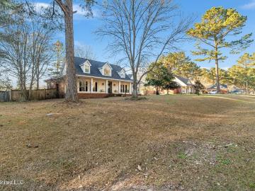 143 Red Roan Rd, Hattiesburg, MS 39402 | MLS #4137