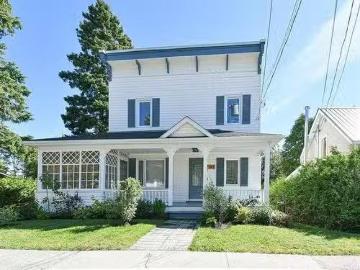 143 Rue St Vincent, Sainte Agathe Des Monts, QC, J8C 2B3 hou.