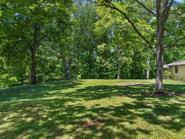 143 W Griffintown Rd