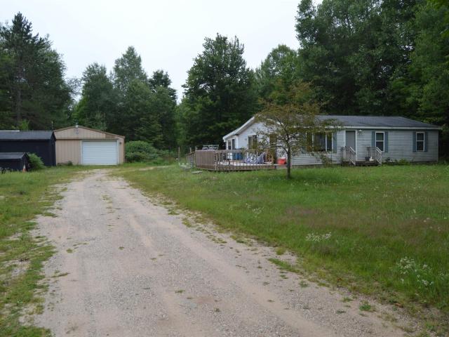 14441 Woods Trail