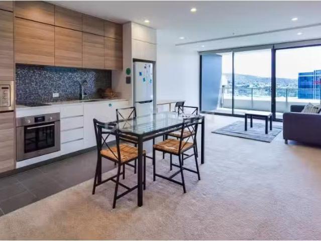 144/45 West Row, City Apartment for rent Listed by Wendy Li o.