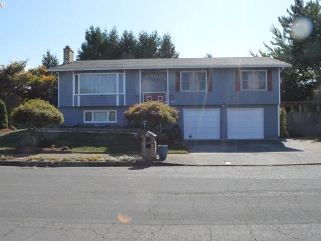 14448 NE Shaver St, Portland, OR 97230