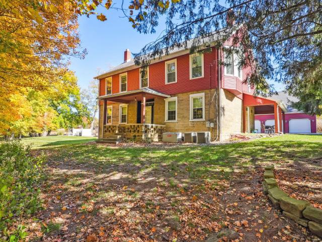 1444 Blue Jay Road