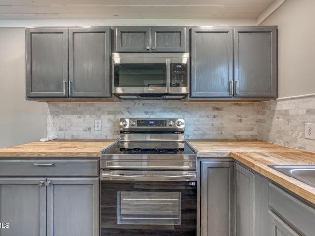 14457 Peaceful Lane
