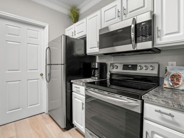 1445 Cambridge Lakes Drive Unit 206