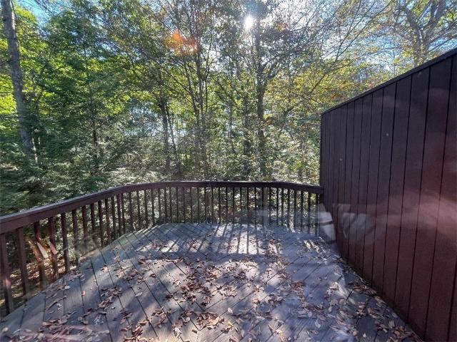 1445 Winterberry Ct 2B
