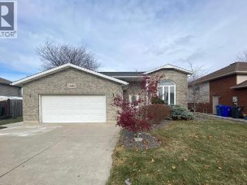 1446 Heritage Garden Crescent