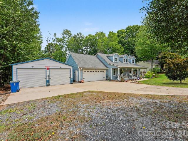 1446 32nd Street Court NE
