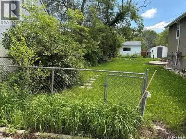 1447 Mcintosh Street, Regina, SK, S4T 5C4 vacant land for sa.