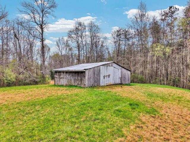 1447 Dry Shave Rd