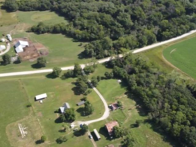 1447 & 1449 N 150 Road