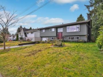 Greater Vancouver - Garden, Fireplace, Parking