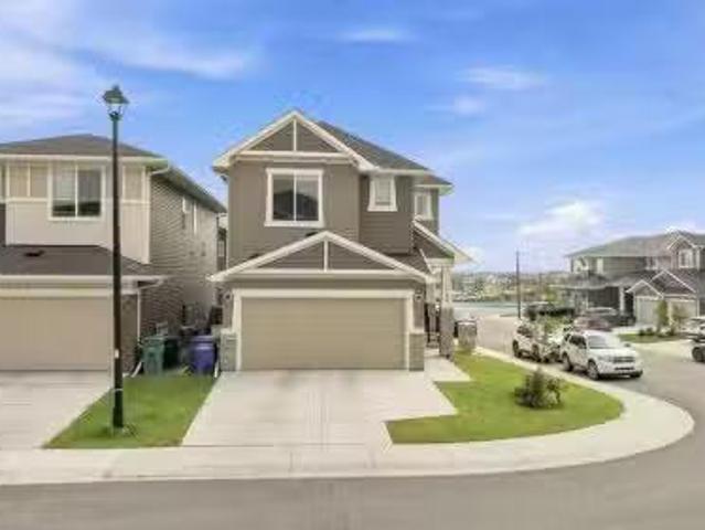 1448 Bayview Point Sw, Airdrie, AB, T4B 5K2 house for sale.