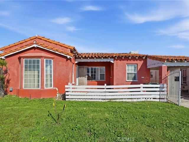 1449 W 83rd St, Los Angeles, CA 90047 | MLS #RS26046