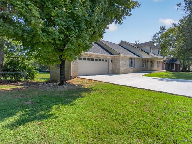 1449 Biltmore Cir