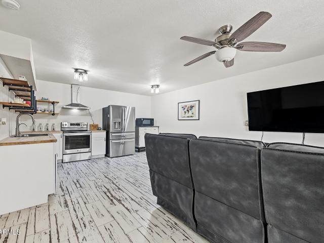 1440 N IDAHO Road # 1042