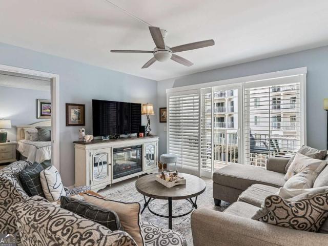 1440 Ocean Boulevard #215, St. Simons, us, ga