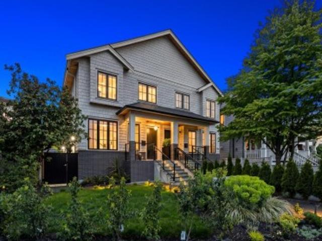 1440 17Th Avenue E, Vancouver, BC, V5N 2G8 duplex for sale | Listing ID R3116 | Royal LePage