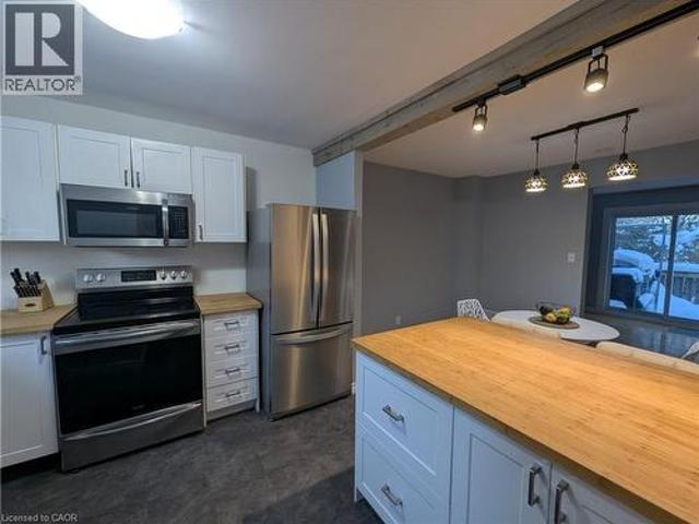1440 Garth Street Unit# 32, Hamilton, ON, L9B 1R6 townhouse for sale | Listing ID 40867 | Royal LePage