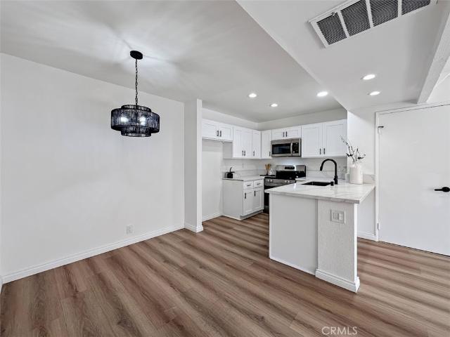 1440 W Edgehill 56
