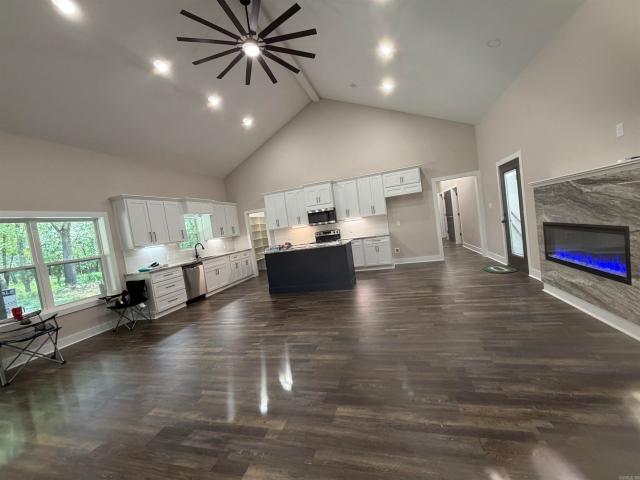 14411 Arnies Valley Road