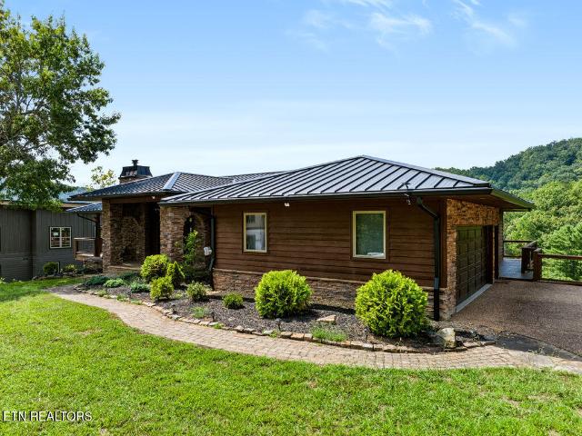 1441 Mountain Ash Way