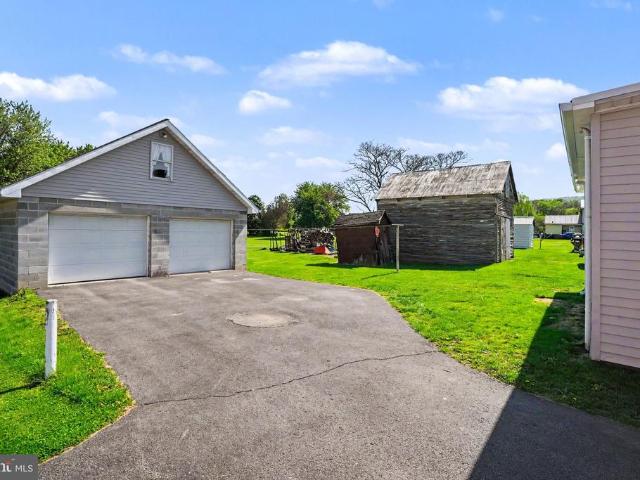 1441 N River Road