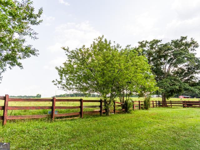 1441 Dickson Road