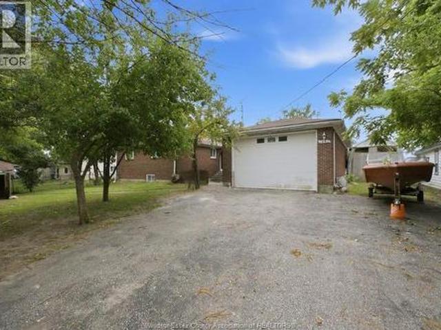 1441 Heritage Road, Kingsville, ON, N9Y 2E6 house for sale | Listing ID 26019 | Royal LePage