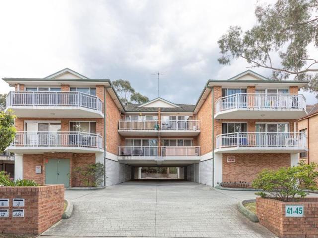 14/41 45 Evan Street Penrith