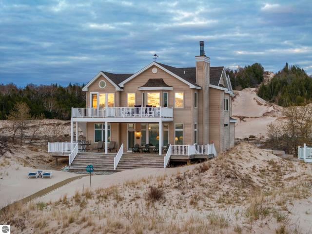 14421 N Cathead Bay Drive