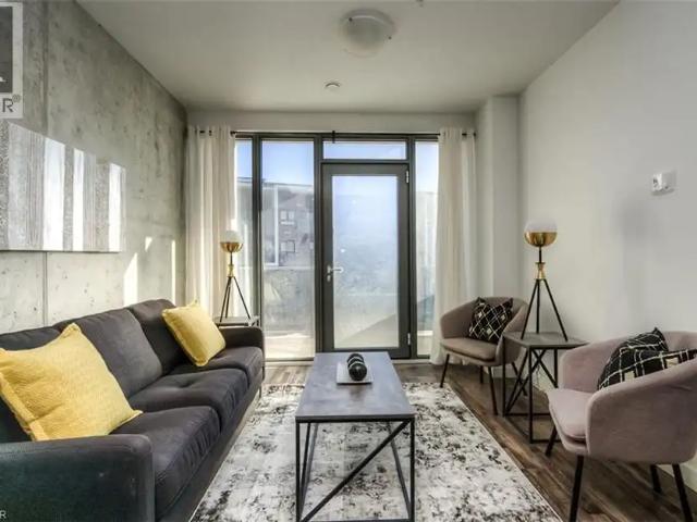 1442 HIGHLAND Road W Unit# 214