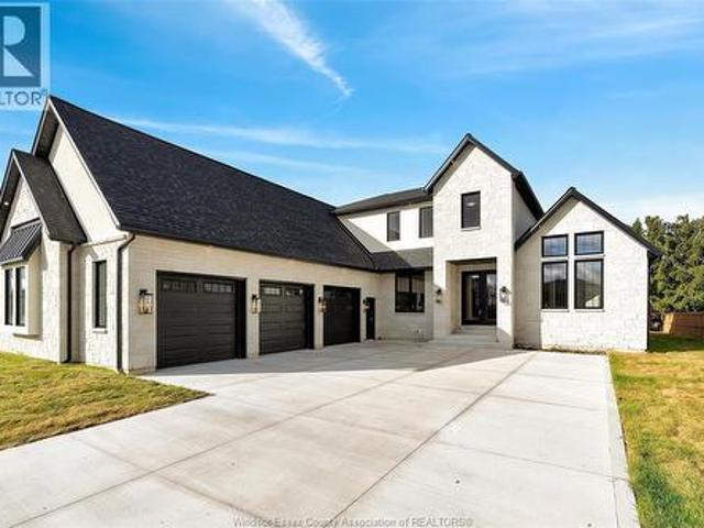 1443 Mullins Drive, Lakeshore, ON, N0R 1V0 house for sale | Listing ID 25026 | Royal LePage