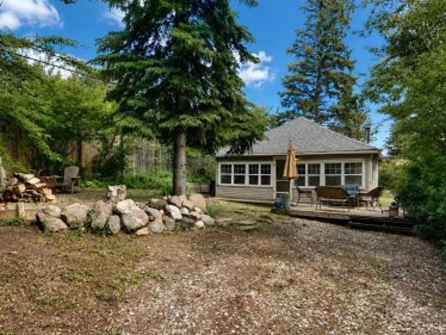 144 6 Street S, Rural Parkland County, AB, T0E 2B0 house for sale | Listing ID E4495 | Royal LePage